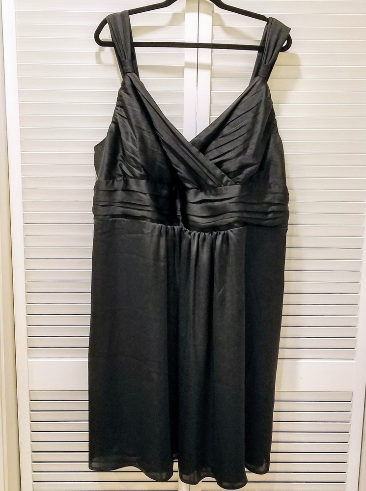 NWOT Elegant Black Cocktail Dress